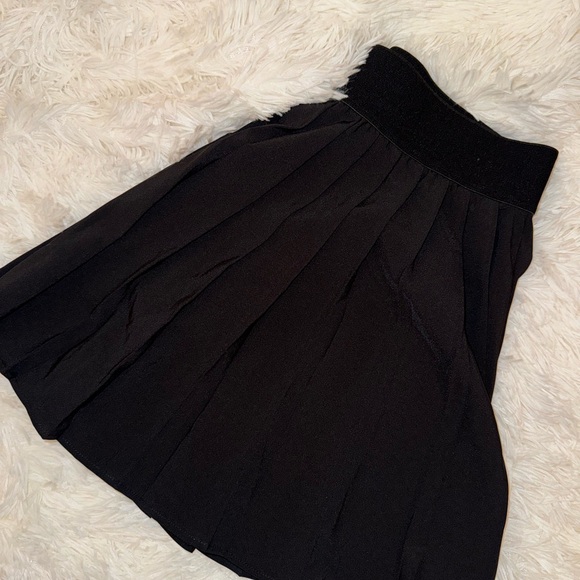 Tessa Tennis Skirt - Picture 2 of 4